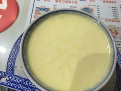 招牌双皮奶任意配-广信牛奶甜品世家(台东店)