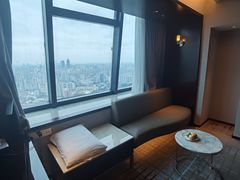 -上海龙之梦万丽酒店