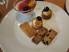 -中山利和希尔顿酒店