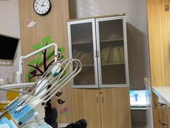 -上海仁爱医院口腔科 · 种植