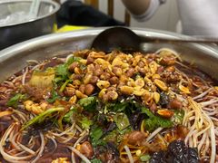 -周良天山牛杂城(天山路总店)
