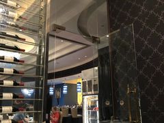 -龙虾酒吧扒房(宁波香格里拉店)
