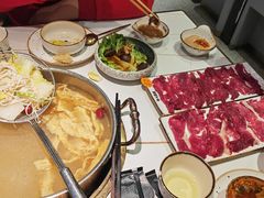 -牛人日志·鲜牛肉骨汤火锅(万科里瑧店)