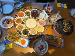 -包整·丝娃娃(一览甲秀楼风景店)