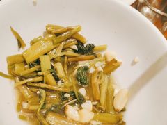 -老长沙湘菜馆(凤凰路店)