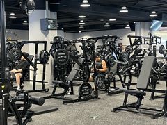-TMG潮流健身(奥体莲荷里店)