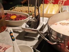 -尚尚仙·酸汤猪手·猪肚鸡火锅(华联万柳购物中心店)