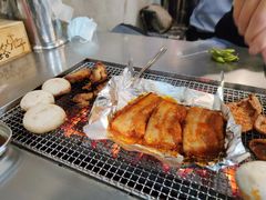 -马路牙子烧烤音乐酒馆(望京店)