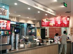 -The Habit Burger Grill 哈比特汉堡(世博店)