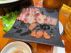 -老滇山寨•云南特色菜•地方菜•民族风情歌舞表演(金碧店)