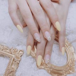 -HUII NAIL绘京美甲美睫会馆