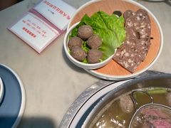 -左庭右院鲜牛肉火锅(浦江欢乐颂店)