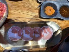-金刚山黑牛炭火自助烤肉(西大望路店)