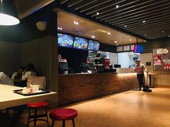 -肯德基(湾畔店)