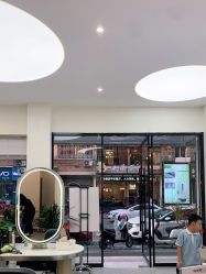 -环球蝶上美业连锁