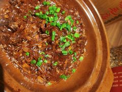 -有红鸡毛店·川菜(建设路店)