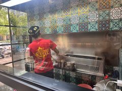 -欧提汗·新疆餐厅·清真(银都路店)