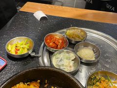 -GOGIYA·咕叽吖韩国传统烤肉店(东方新天地店)