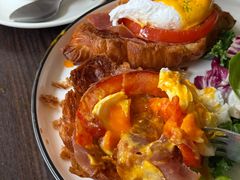 -Common Table · Brunch & Coffee
