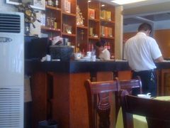 -虹泥小厨(南国花园总店)