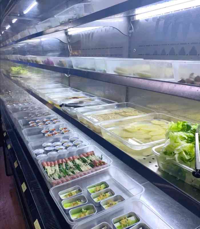 叮叮猫海鲜牛排自助烤肉(北碚店)-"先说环境,全是正常水平吧,毕竟烧烤
