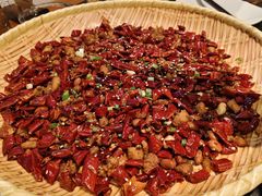 -万重锦·人文川菜馆(骡马市店)