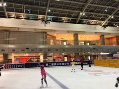 -奥山冰场(奥山世纪城店)