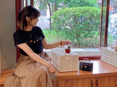 -SAFARI COFFEE