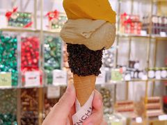 -VENCHI 闻绮(上海佛罗伦萨小镇店)