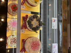 -花花卷卷·鲜食蛋糕(静安久光百货店)