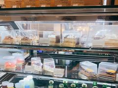 面包甜点陈列柜-哈根达斯(虹口店)