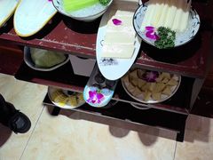 -和院老火锅铜锅烧烤海鲜(朱雀大街店)