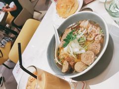 -港丽餐厅(高德置地店)