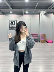 -单色舞蹈