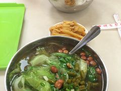 -卓雅桂林米粉