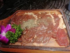 -热火朝天鲜切牛肉火锅(南强街巷店)