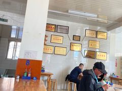 大堂-十二忠手拉面(中华路店)