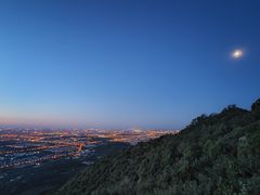 -鬼笑石后山停车场