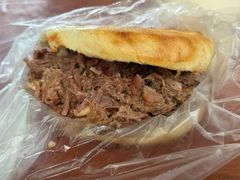 -老西关黄老太牛肉烧饼