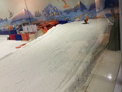 -乔波室内滑雪场
