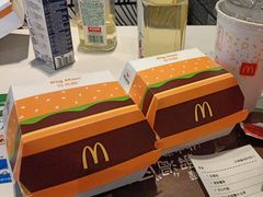 -麦当劳(保利若比邻店)
