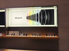 -Apple零售店(华贸购物中心店)