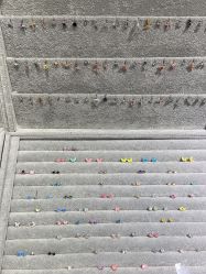 -AI艾耳·专业手工耳洞·穿孔美学馆