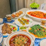 炸八块，这都是招牌 包括吃饭之前会有开胃小菜
