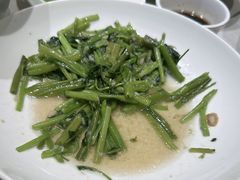 -品悦酒店(三林古镇店)