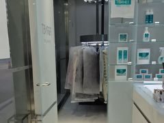 -福奈特洗衣·洗鞋·奢侈品护理(浦东南路店)