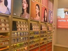-moody彩瞳(环宇城店)