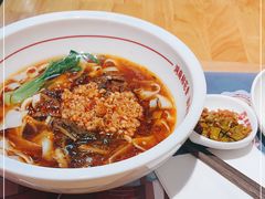 -呷佬·长沙手工米粉(金沙江路店)