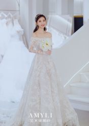 -艾米丽婚纱礼服