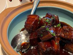 石锅红烧肉-上海和平饭店龙凤厅 Dragon Phoenix